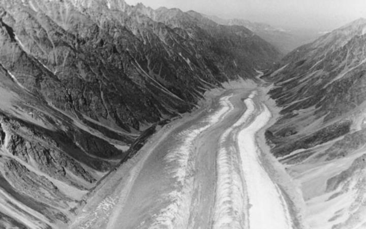 Язык ледника Безенги (август 1980 г.)